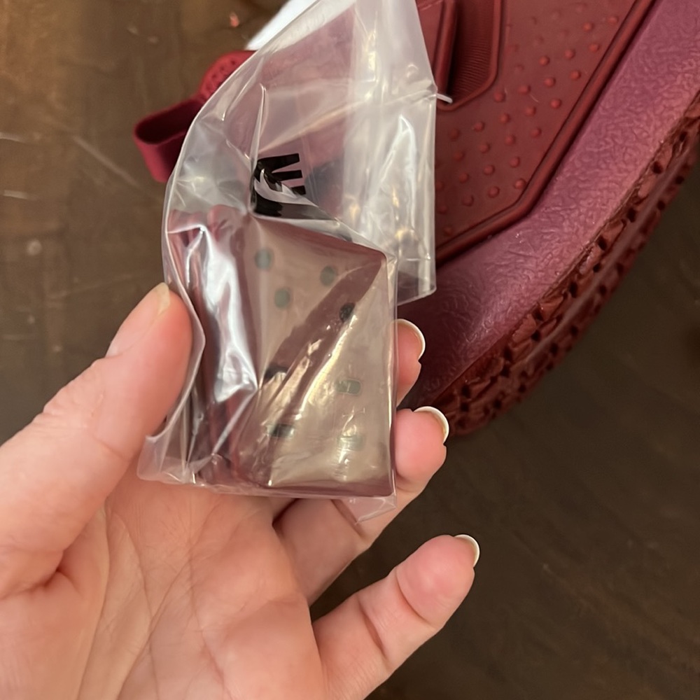 Nike Air Huarache Drift (Burgundy) - Picture 4 of 11